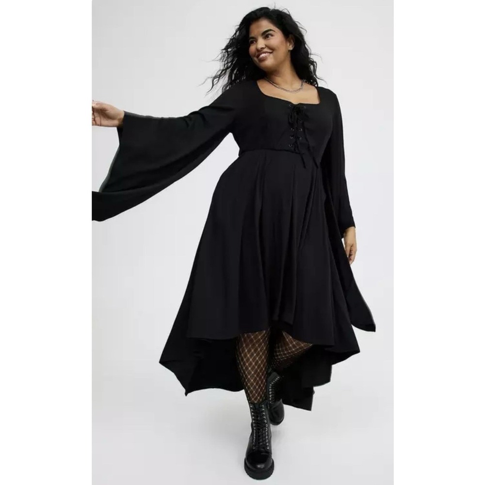 Torrid Witchy Dress Hilo Lace Up Black COSPLAY NWT New 2X Dark Romantic